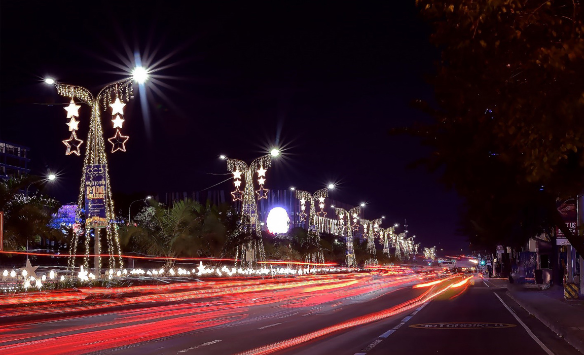 Aseana City Glows Extra this Holiday Season with Firefly LED