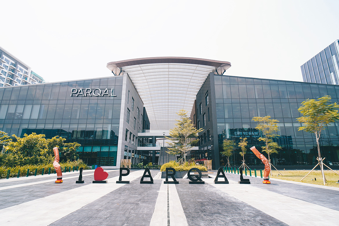 D.M. Wenceslao Opens its Flagship Project Parqal in Aseana City